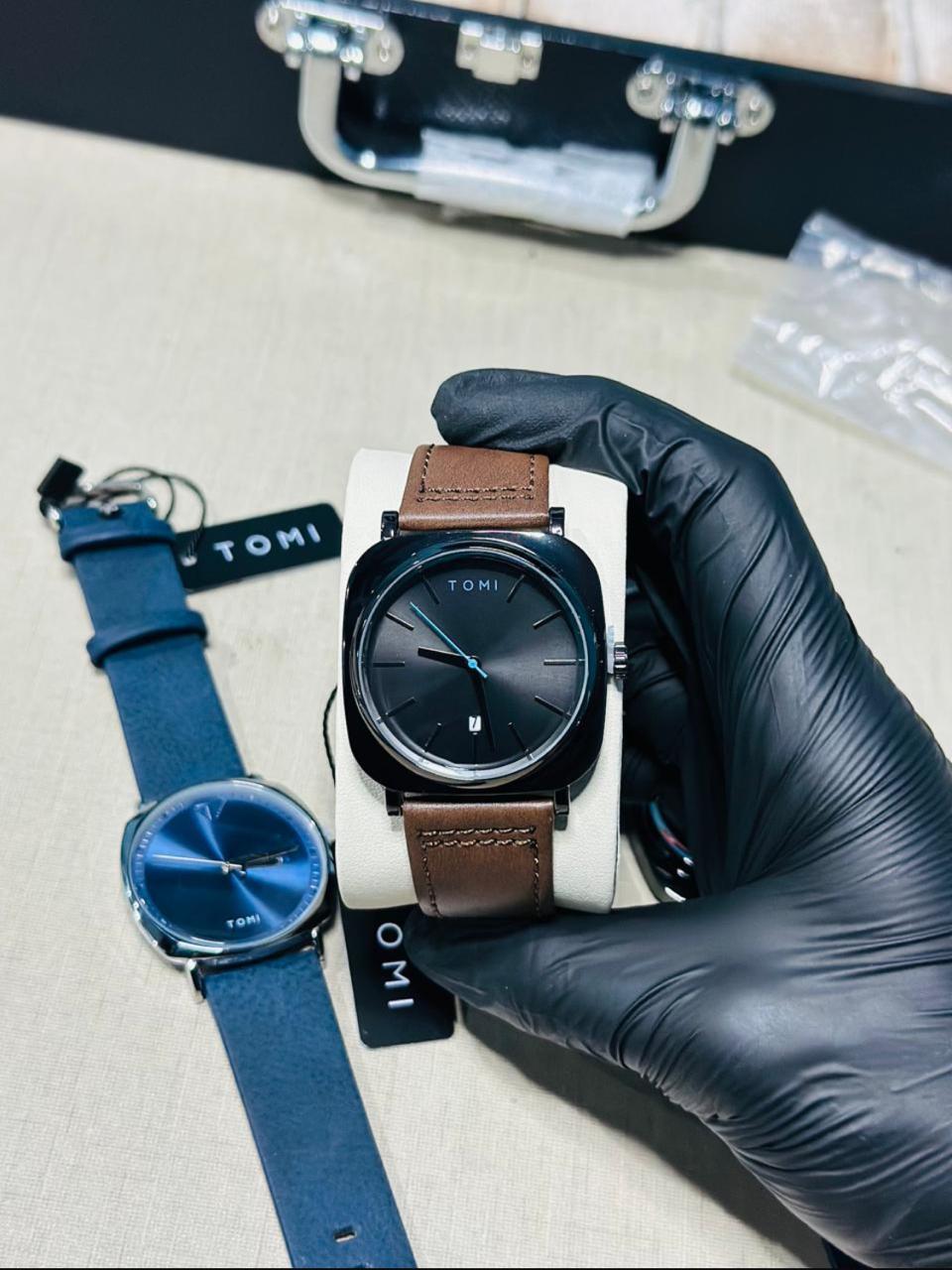 Tomi Classic Quartz Watch