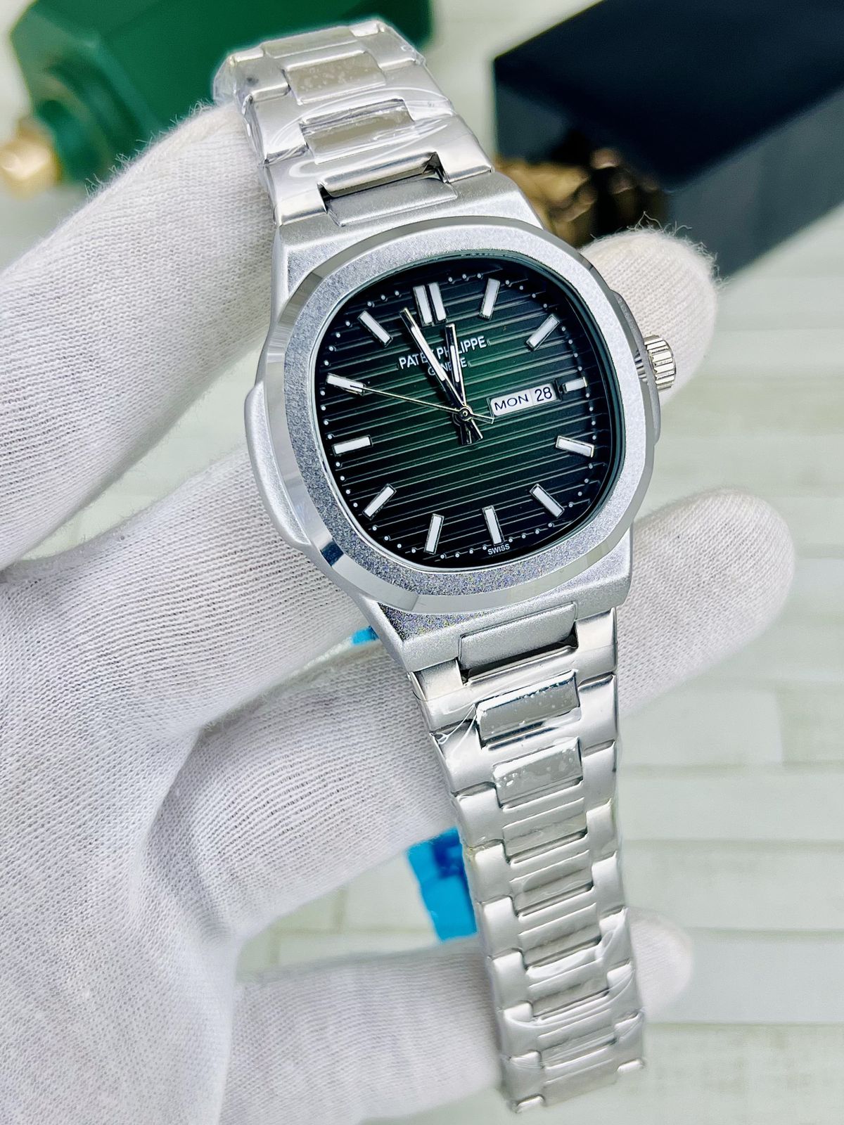 Patek Philippe – The Tiffany Blue Icon
