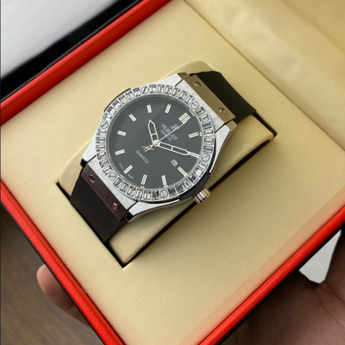 Hublot diamond | Sporty & Stylish