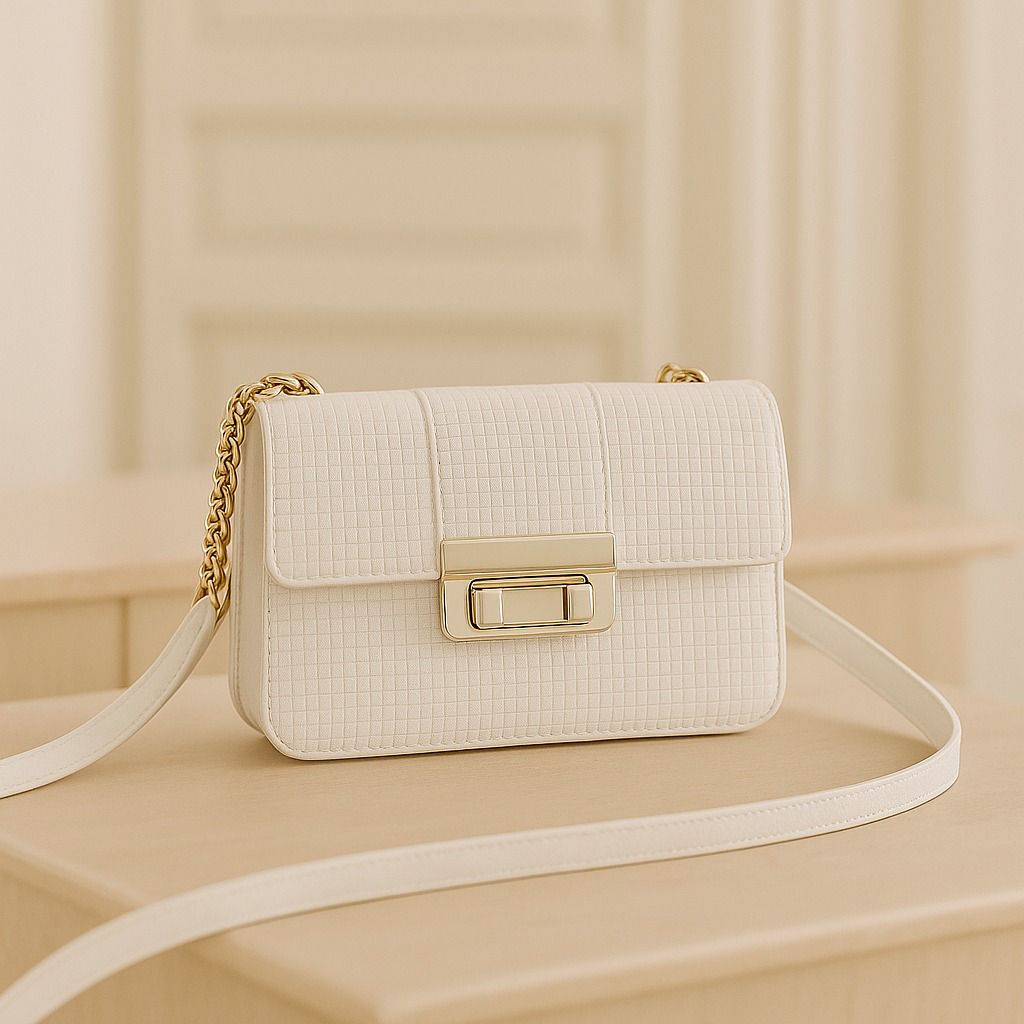 Stylish Side Cross Body Style.